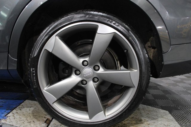 2014 Audi RS Q3 - Photo 7