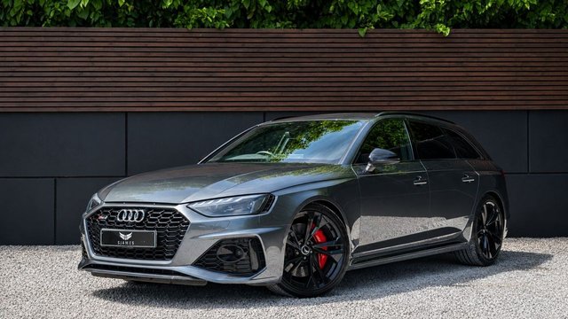 View our AUDI RS4 AVANT