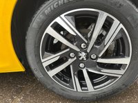 USED 2021 71 PEUGEOT 208 1.2 PureTech Allure Hatchback 5dr Petrol EAT Euro 6 (s/s) (100 ps) 