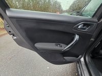 USED 2019 68 PEUGEOT 2008 1.2 PureTech Allure SUV 5dr Petrol Manual Euro 6 (s/s) (82 ps) Visibility Pack
