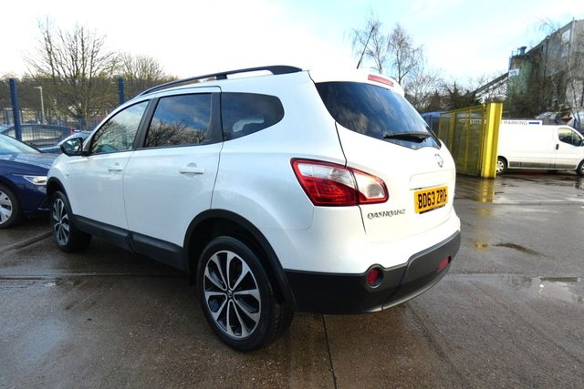 2013 NISSAN QASHQAI+2 - Photo 6