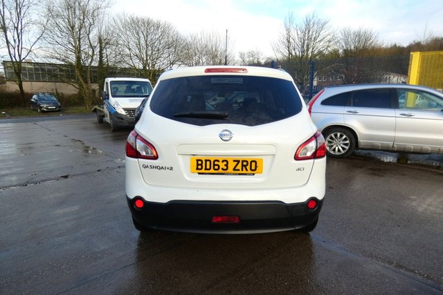 2013 NISSAN QASHQAI+2 - Photo 7