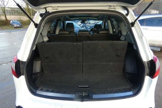 2013 NISSAN QASHQAI+2 - Photo 8