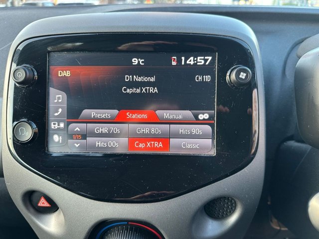 2020 TOYOTA AYGO 1.0 VVT-i x-play Hatchback 5dr Petrol Manual Euro 6 (Safety Sense) (71 ps) - Photo 4