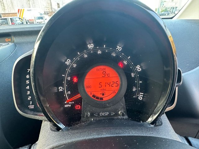 2020 TOYOTA AYGO 1.0 VVT-i x-play Hatchback 5dr Petrol Manual Euro 6 (Safety Sense) (71 ps) - Photo 9