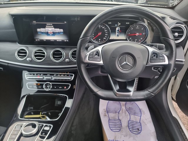 2016 MERCEDES-BENZ E-CLASS 2.0 E220d AMG Line (Premium) Saloon 4dr Diesel G-Tronic+ Euro 6 (s/s) (194 ps) - Photo 10