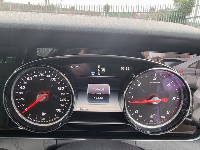 2016 MERCEDES-BENZ E-CLASS 2.0 E220d AMG Line (Premium) Saloon 4dr Diesel G-Tronic+ Euro 6 (s/s) (194 ps) - Photo 11