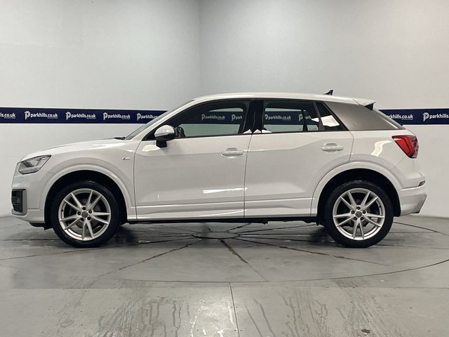 2019 AUDI Q2 - Photo 2
