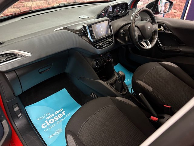 2016 PEUGEOT 208 - Photo 9
