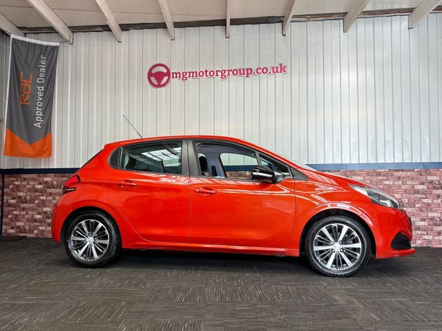 2016 PEUGEOT 208 - Photo 11