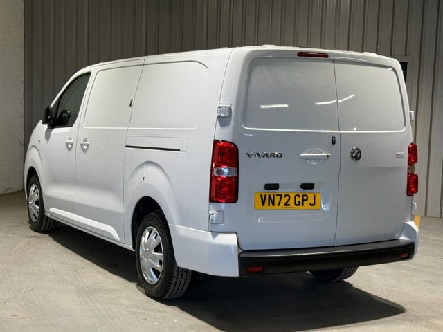 2022 VAUXHALL VIVARO - Photo 2
