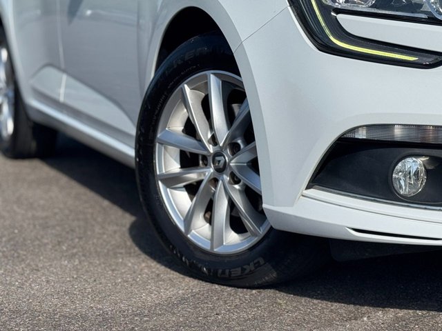 2016 Renault Megane 1.2L Dynamique Nav 5dr - Photo 7