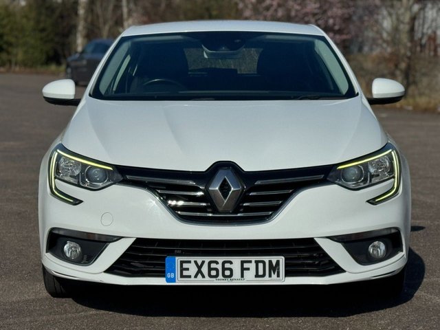 2016 Renault Megane 1.2L Dynamique Nav 5dr - Photo 5