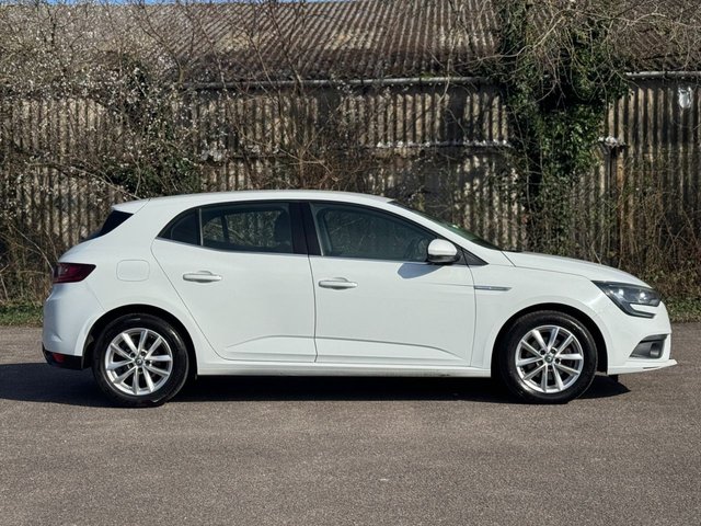 2016 Renault Megane 1.2L Dynamique Nav 5dr - Photo 3