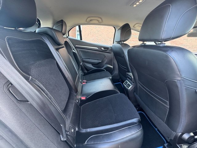 2016 Renault Megane 1.2L Dynamique Nav 5dr - Photo 12