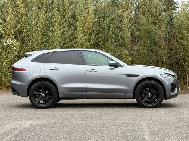 2021 Jaguar F-Pace 2L R-Dynamic Se 5dr - Photo 3