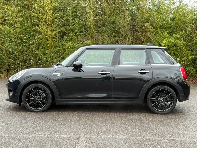 2018 MINI Hatch 1.5L Cooper 5dr - Photo 4
