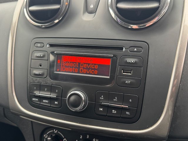 2015 Dacia Sandero Stepway 0.9L Ambiance 5dr - Photo 12