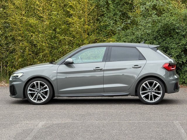 View our AUDI A1
