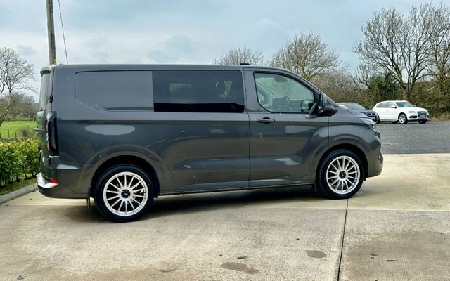 View our FORD TRANSIT CUSTOM