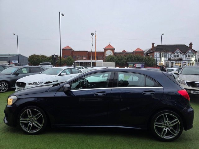 2017 MERCEDES-BENZ A-CLASS 1.5 A180d AMG Line Hatchback 5dr Diesel 7G-DCT Euro 6 (s/s) (109 ps) - Photo 6