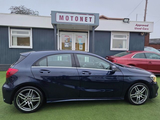 2017 MERCEDES-BENZ A-CLASS 1.5 A180d AMG Line Hatchback 5dr Diesel 7G-DCT Euro 6 (s/s) (109 ps) - Photo 9