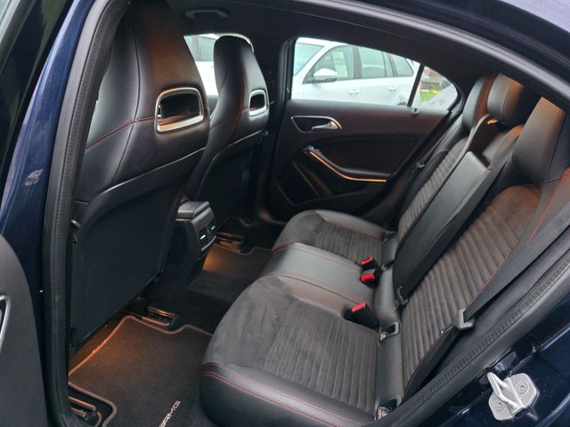 2017 MERCEDES-BENZ A-CLASS 1.5 A180d AMG Line Hatchback 5dr Diesel 7G-DCT Euro 6 (s/s) (109 ps) - Photo 12