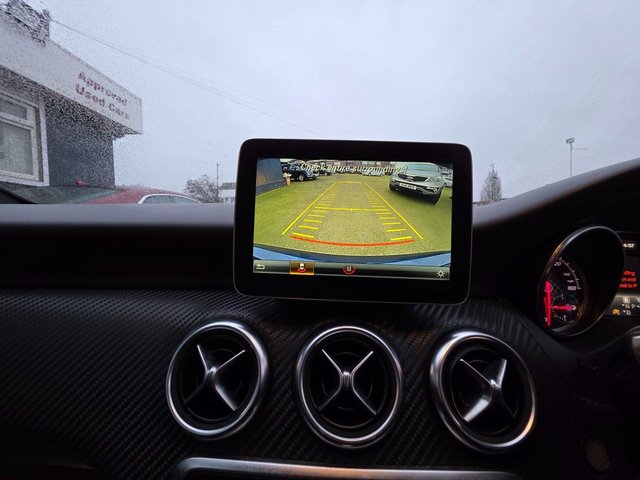 2017 MERCEDES-BENZ A-CLASS 1.5 A180d AMG Line Hatchback 5dr Diesel 7G-DCT Euro 6 (s/s) (109 ps) - Photo 3