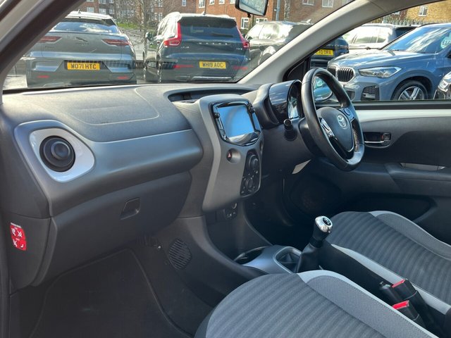 2019 TOYOTA AYGO 2019 1.0 VVT-i x-play Hatchback 5dr Petrol Manual Euro 6 (71 ps) - Photo 4