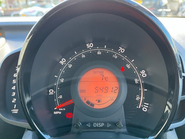 2019 TOYOTA AYGO 2019 1.0 VVT-i x-play Hatchback 5dr Petrol Manual Euro 6 (71 ps) - Photo 8