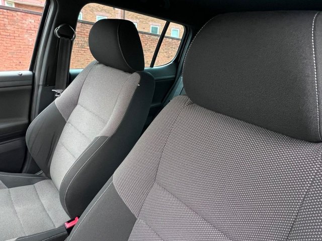 2014 Skoda Fabia 1L Black Edition 5dr - Photo 12