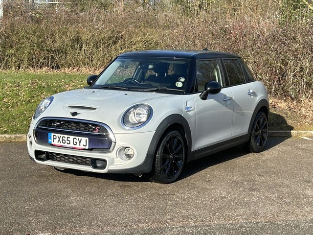 2015 MINI HATCH