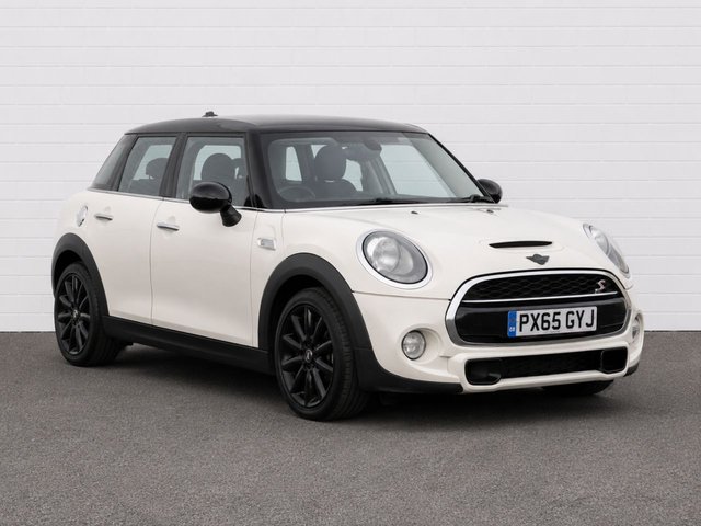 View our MINI Hatch 2.0 Cooper SD Hatchback 5dr Diesel Manual Euro 6 (s/s) (170 ps)