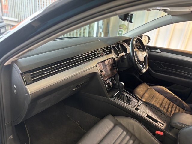 2019 Volkswagen Passat 2L Sel 5dr - Photo 10