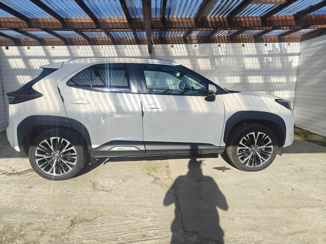 2022 TOYOTA YARIS CROSS - Photo 2