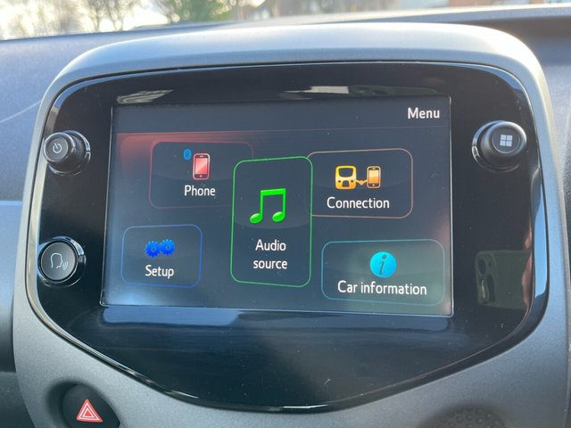 2019 TOYOTA AYGO 2019 1.0 VVT-i x-play Hatchback 5dr Petrol Manual Euro 6 (71 ps) - Photo 10