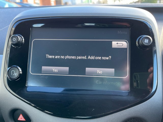 2019 TOYOTA AYGO 2019 1.0 VVT-i x-play Hatchback 5dr Petrol Manual Euro 6 (71 ps) - Photo 12