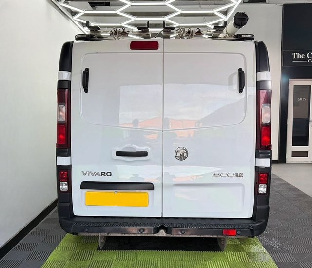 2016 VAUXHALL VIVARO - Photo 5