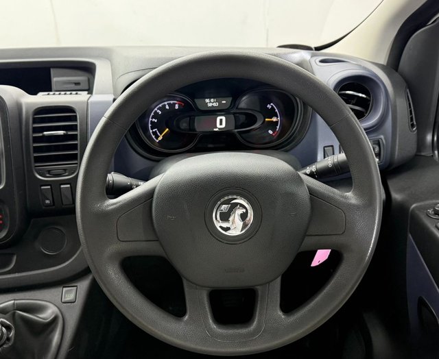2016 VAUXHALL VIVARO - Photo 10