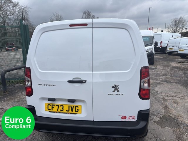 2023 Peugeot Partner 1.5L Professional Premium + 5dr - Photo 4