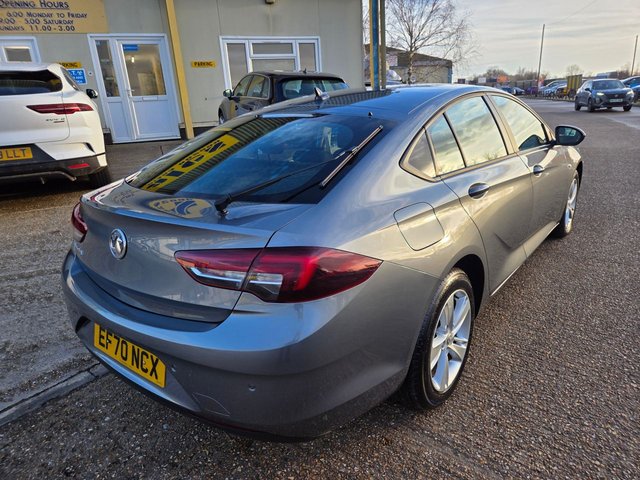 2020 VAUXHALL INSIGNIA 1.5 Turbo D SE Nav Grand Sport 5dr Diesel Manual Euro 6 (s/s) (122 ps) - Photo 5