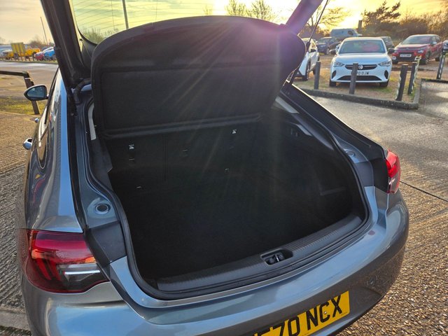 2020 VAUXHALL INSIGNIA 1.5 Turbo D SE Nav Grand Sport 5dr Diesel Manual Euro 6 (s/s) (122 ps) - Photo 7