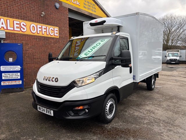 2024 IVECO DAILY £25995 + VAT 35-140 GAH FRIDGE BOX VAN 18OOO MLS A/C 1 OWNER - Photo 8