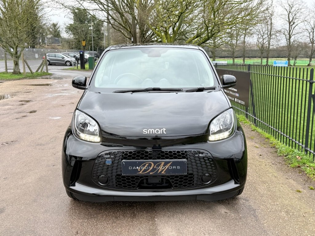 View our SMART FORFOUR