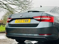 USED 2017 17 SKODA SUPERB 2.0 TDI SE Business Hatchback 5dr Diesel DSG Euro 6 (s/s) (150 ps) LEATHER+SAT NAV+SENSORS+ULEZ