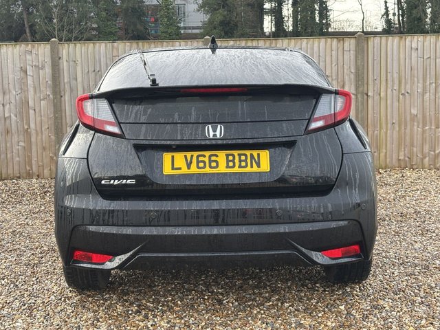 2016 HONDA CIVIC - Photo 4