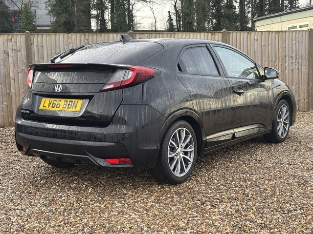 2016 HONDA CIVIC - Photo 5