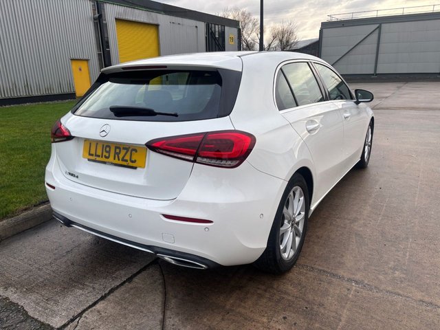 2019 MERCEDES-BENZ A-CLASS 1.5 A180d Sport (Executive) Hatchback 5dr Diesel 7G-DCT Euro 6 (s/s) (116 ps) - Photo 12