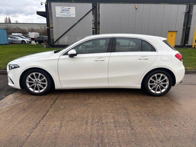 2019 MERCEDES-BENZ A-CLASS 1.5 A180d Sport (Executive) Hatchback 5dr Diesel 7G-DCT Euro 6 (s/s) (116 ps) - Photo 11