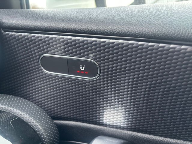 2019 MERCEDES-BENZ A-CLASS 1.5 A180d Sport (Executive) Hatchback 5dr Diesel 7G-DCT Euro 6 (s/s) (116 ps) - Photo 3